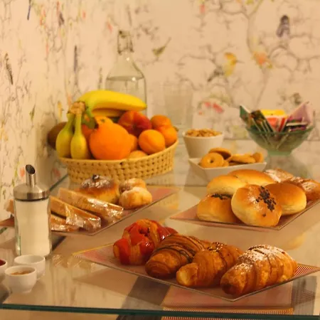 Junior Bed & Breakfast